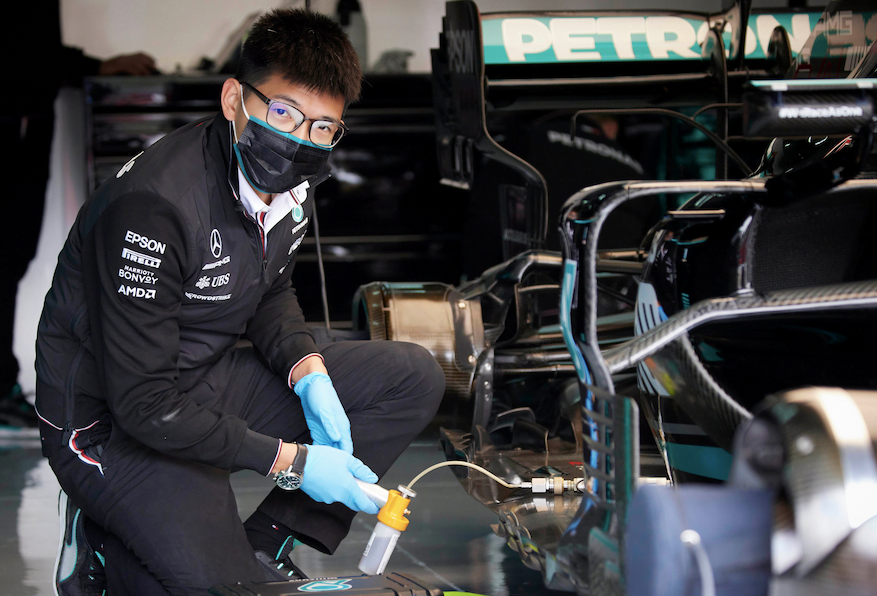 En De Liow antara individu penting yang memastikan kelancaran teknikal pasukan AMG Petronas F1