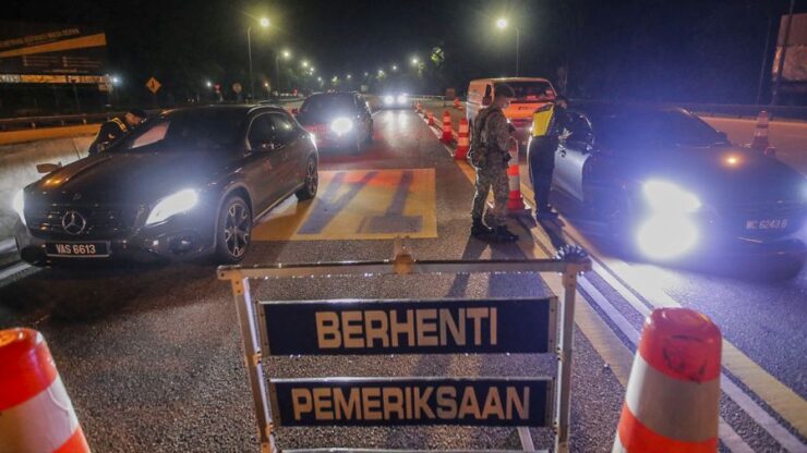 Tiada lagi sekatan jalan raya (SJR) di sempadan setiap negeri. - Foto ihsan Malay Mail