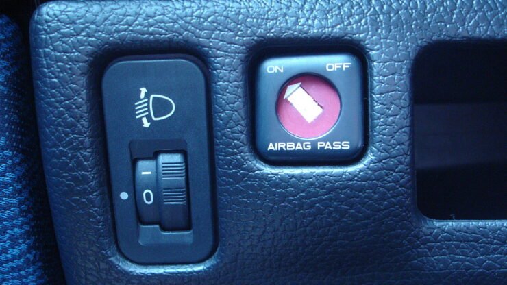 210601-airbag-v003