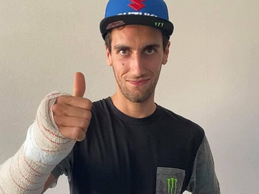 Rins semakin pulih daripada kecederaan pergelangan tangan dan bersedia untuk perlumbaan seterusnya di Sachsenring, Jerman. - Foto ihsan Facebook/Alex Rins