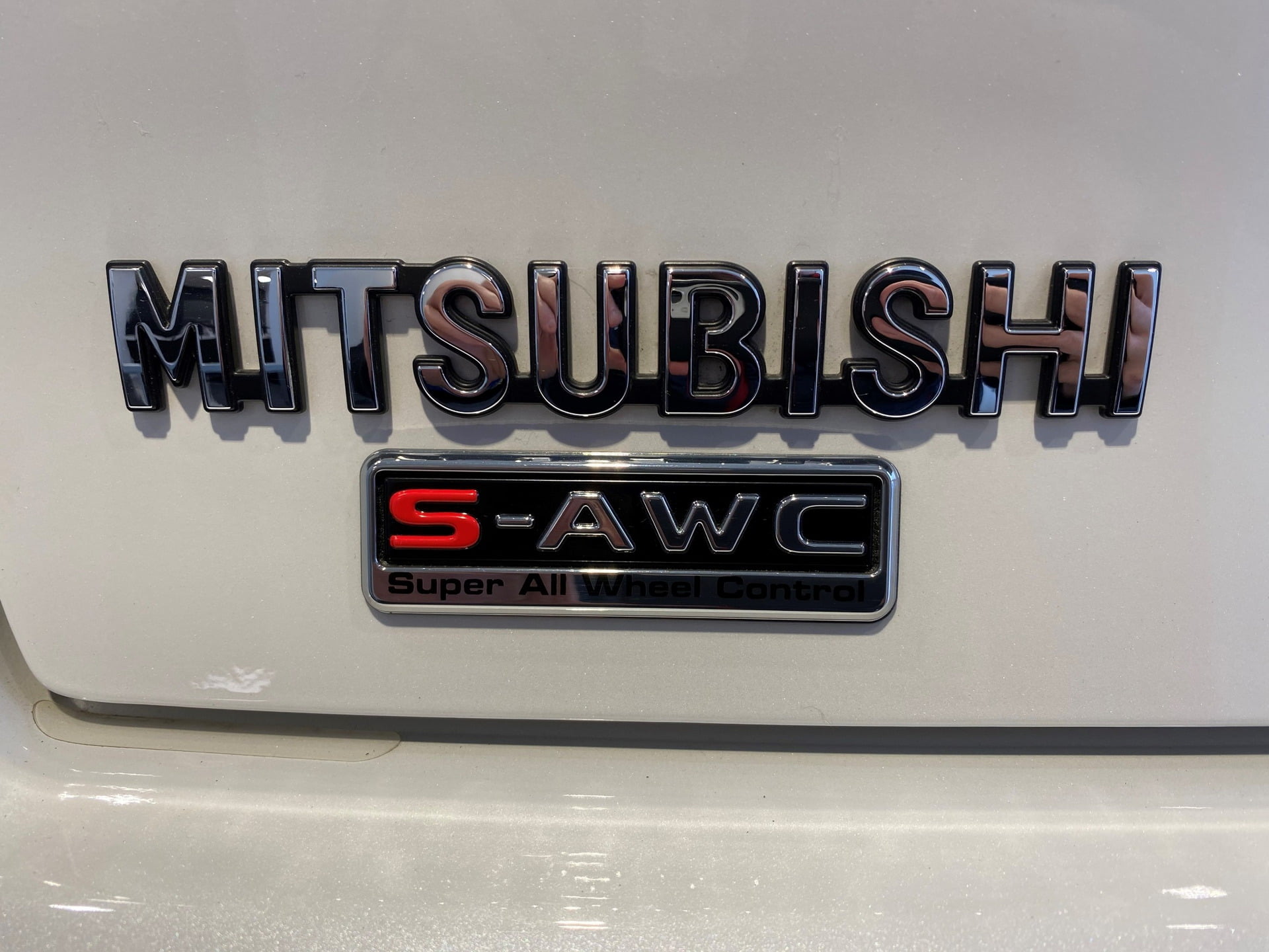 Mitsubishi sedang mempertimbang menghentikan pengeluaran di Rusia. - Foto ihsan Mitsubishi