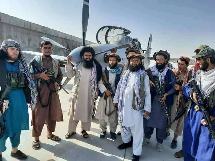 Taliban tentera Tentara Wanita