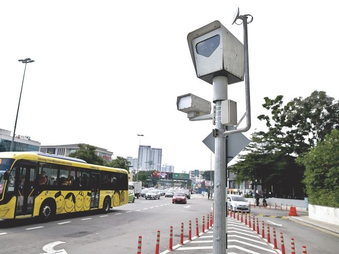 Sistem Keselamatan Kesedaran Automatik (AWAS) kini dikendalikan oleh Jabatan Pengangkutan Jalan (JPJ) sejak 2018. - Foto ihsan Malay Mail
