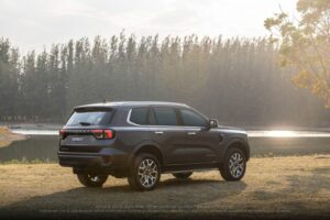 ford everest official 18
