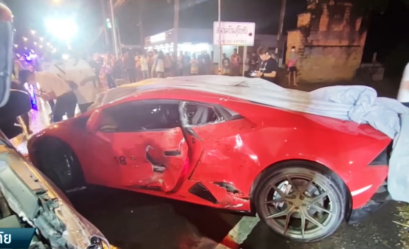 Lamborghini Huracan toyota hilux kemalangan thailand