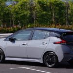 New Nissan LEAF_Stealth Grey Body with Super Black Roof