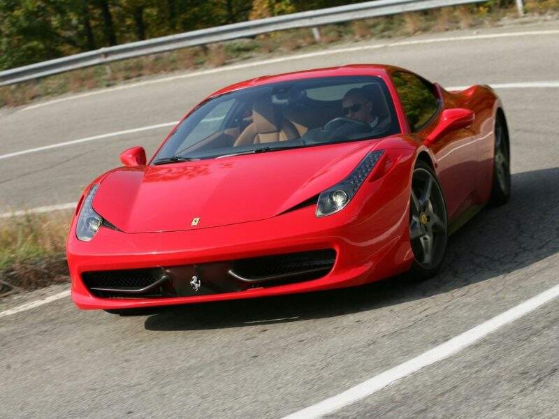 Ferrari-458_Italia-2011-1280-06