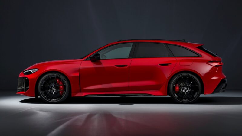 Audi RS 5 Avant side profile