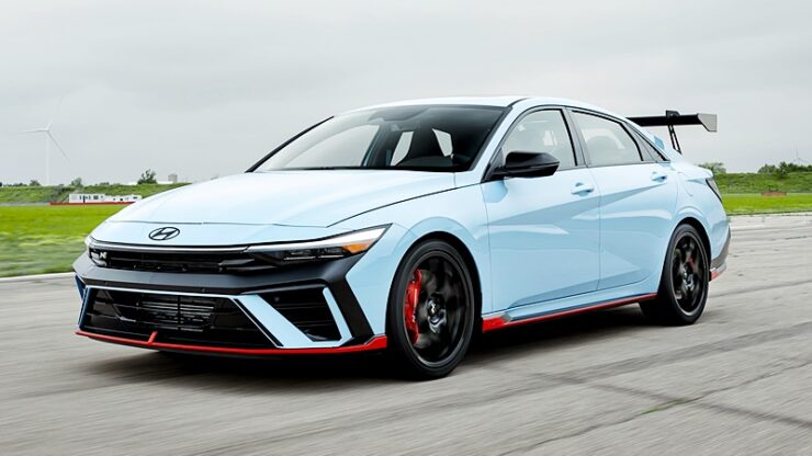 Depan Hyundai Elantra N TCR Edition