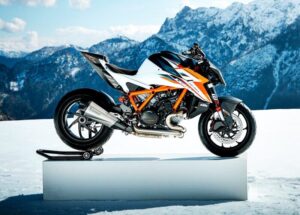 KTM 1390 Super Duke RR 2026 memiliki pakej elektronik paling lengkap yang pernah dihasilkan oleh KTM untuk model jalanan.