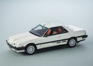 Nissan Skyline 2000 Turbo intercooler RS-X dalam skala 1/18