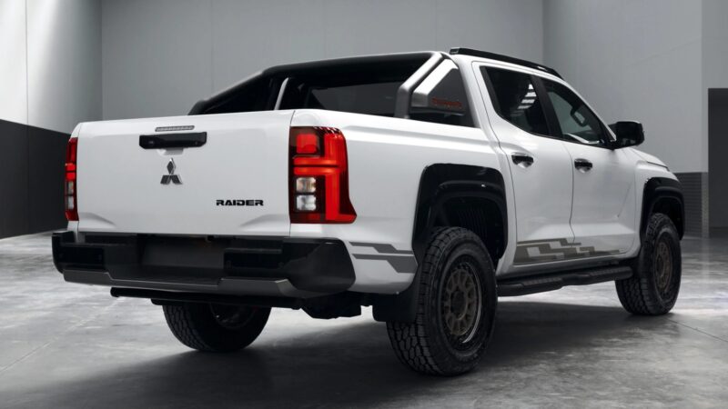 Mitsubishi Triton Raider exterior
