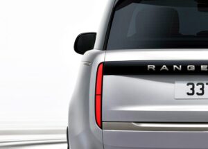 Range Rover SV Ultra 2026.04