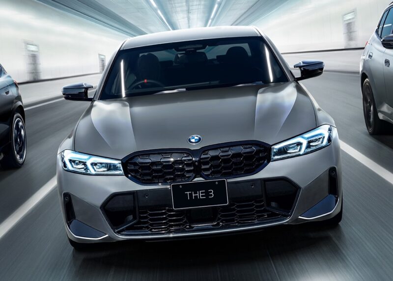 BMW M340i xDrive Frozen Edition dalam gaya badan sedan atau wagon