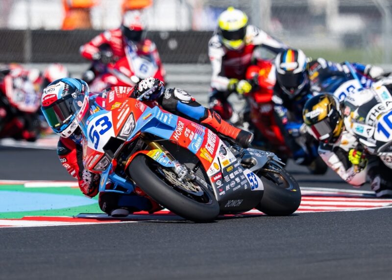 Valentin Debise menang di pusingan pertama WorldSSP Balaton Park 2026 Kredit Evan Bros.