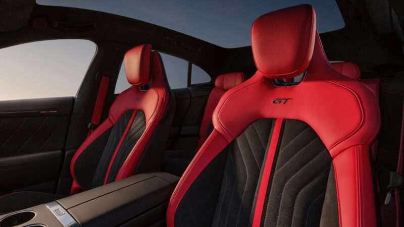 Xiaomi YU7 GT interior
