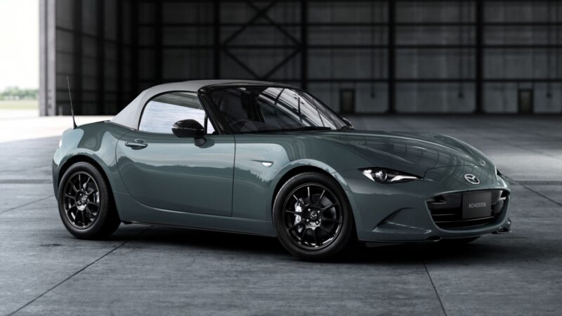 Mazda MX-5 Pure Sport exterior