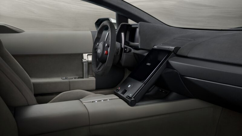 Audi Nuvolari interior