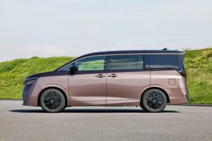 Elgrand e-POWER turut menerima sistem Intelligent Dynamic Suspension atau IDS.