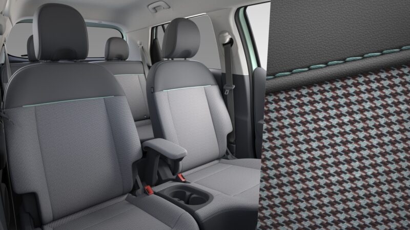 Hyundai Inster Lounge interior