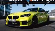 Bahagian depan BMW M2 dengan M Performance Track Kit