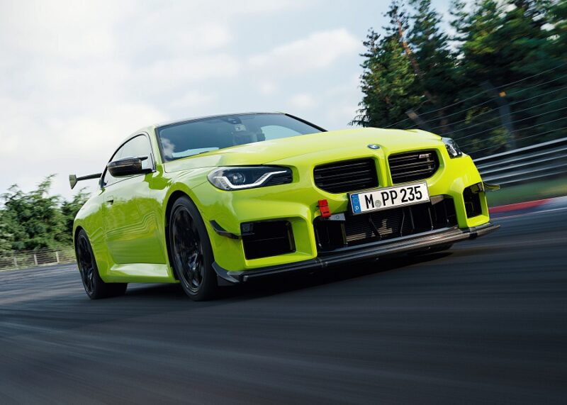 BMW M2 dengan M Performance Track Kit
