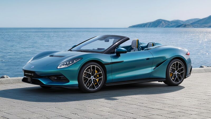 Denza Z spider exterior
