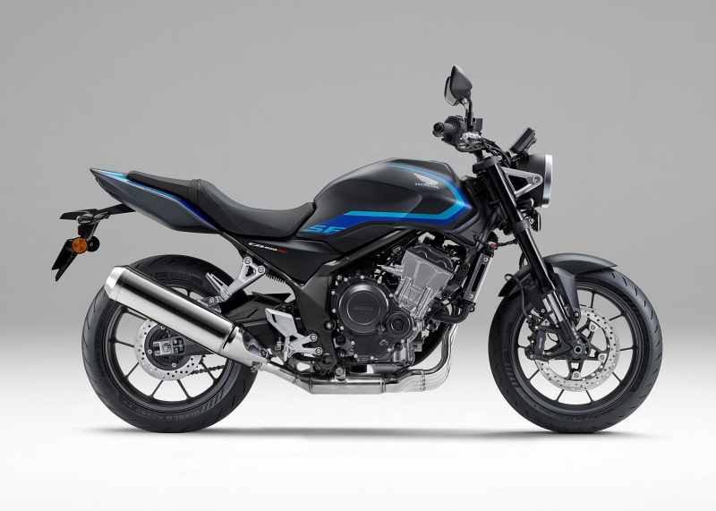 Pandangan depan Honda CB400 Super Four E-Clutch 2027 Jepun