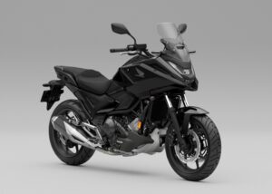 Gambar depan Honda NC750X 2027 Eropah