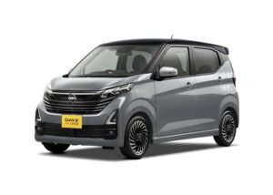 Gambar depan Nissan Dayz Highway Star Urban Chrome 2026