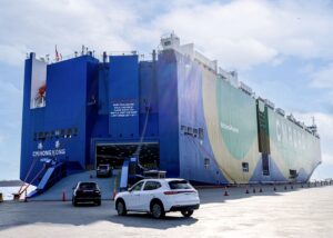 Penghantaran kenderaan Geely