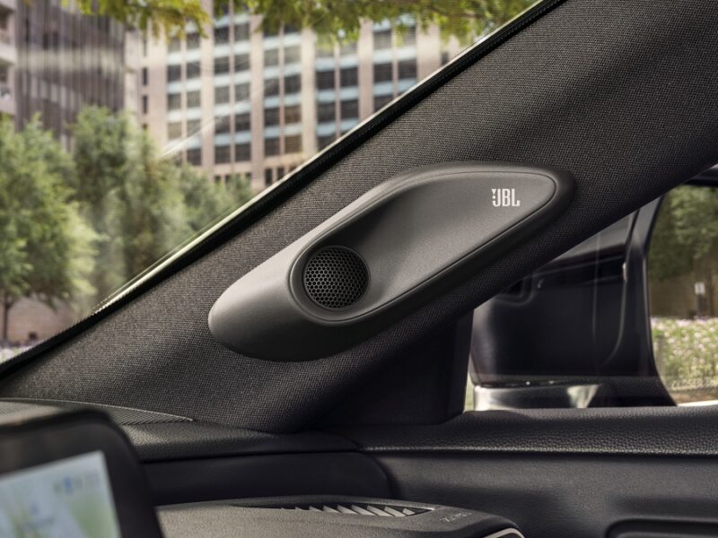 Sistem audio JBL Toyota Crown 2027
