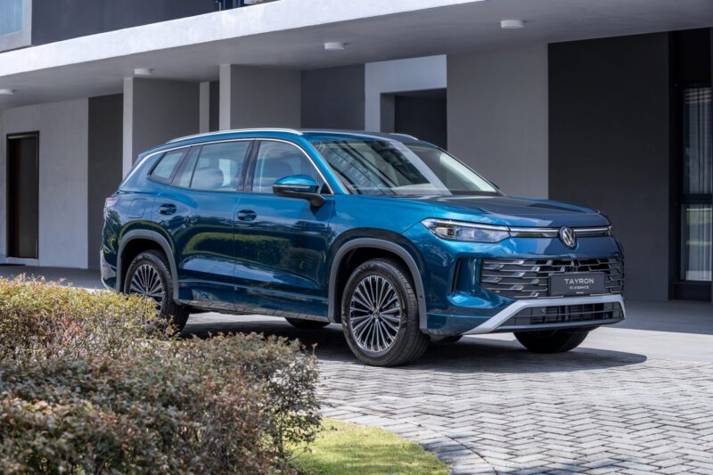 Volkswagen Tayron Elegance 2026 01