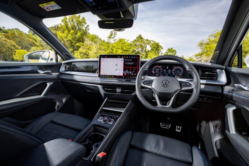 Volkswagen Tayron R-Line 2026 04