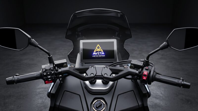 Aveta Vanguard 250 Edisi Terhad 2026 07