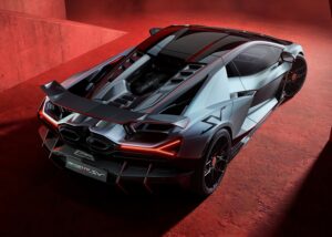 Gambar belakang Lamborghini Revuelto SV