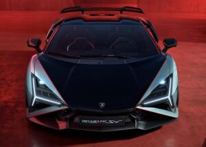 Gambar depan Lamborghini Revuelto SV