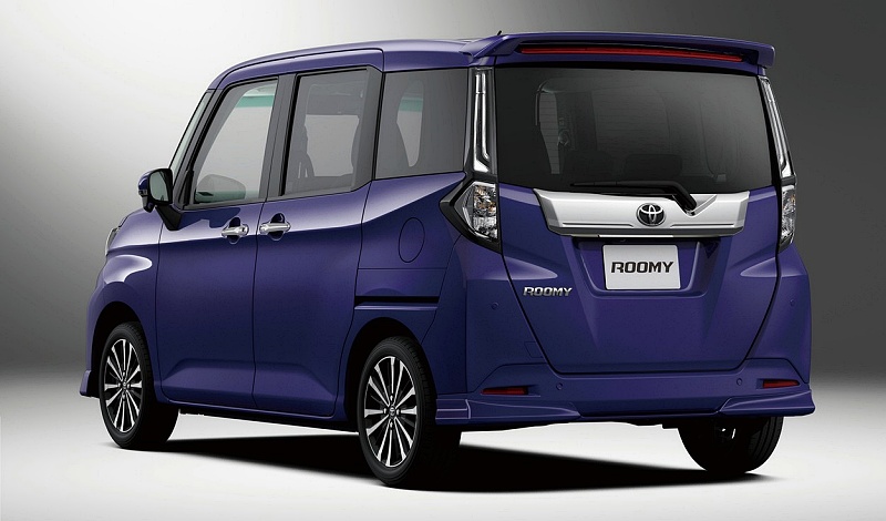 Gambar belakang Toyota Roomy Custom GTToyota Roomy Custom GT - Another Style Package