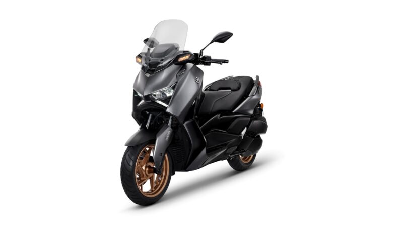 Yamaha XMax 300 Tech Max 2026 Official Pics 01