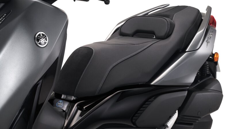 Yamaha XMax 300 Tech Max 2026 Official Pics (3)