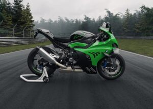 Gambar sisi BMW Motorrad M 1000 RR Limited Edition 100 Years of the Nürburgring