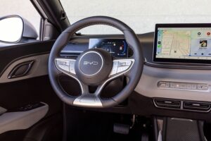 Gambar dalaman BYD Dolphin Surf 2026