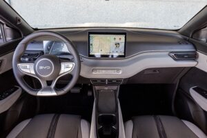 Gambar dalaman BYD Dolphin Surf 2026