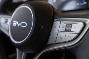 Gambar dalaman BYD Dolphin Surf 2026