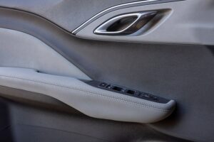 Gambar dalaman BYD Dolphin Surf 2026