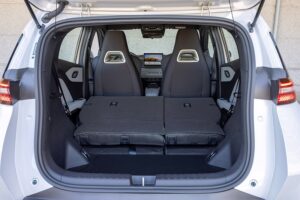 Gambar dalaman BYD Dolphin Surf 2026