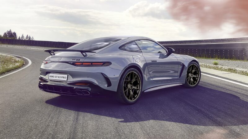 Mercedes-AMG GT 63 PRO 4MATIC+ Coupé (2)