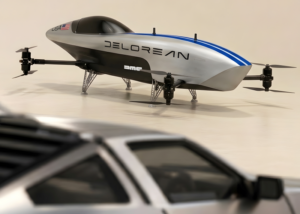 Gambar depan DMC DeLorean dan eVTOL Airspeeder
