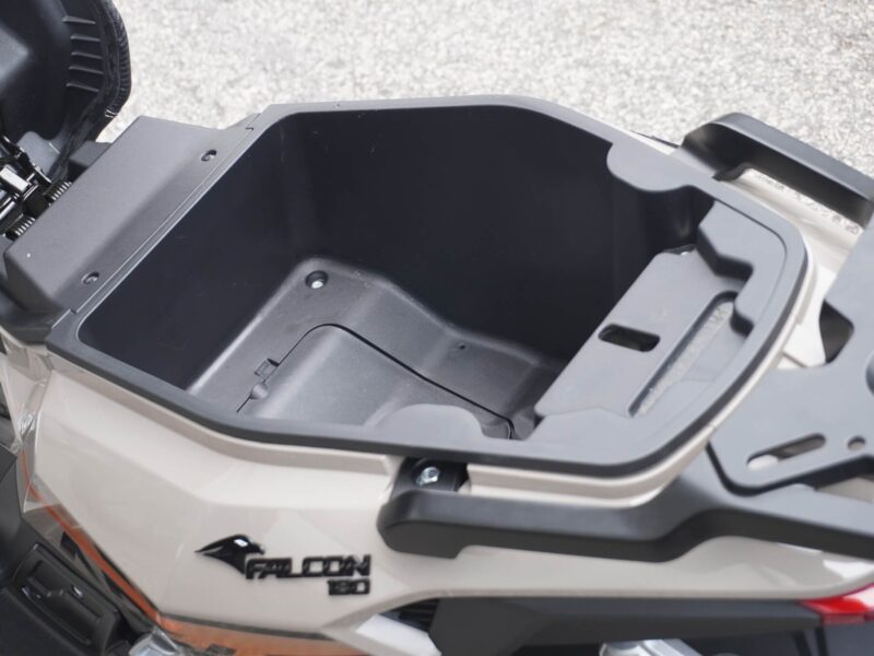 Aveta Falcon 180 2026 08