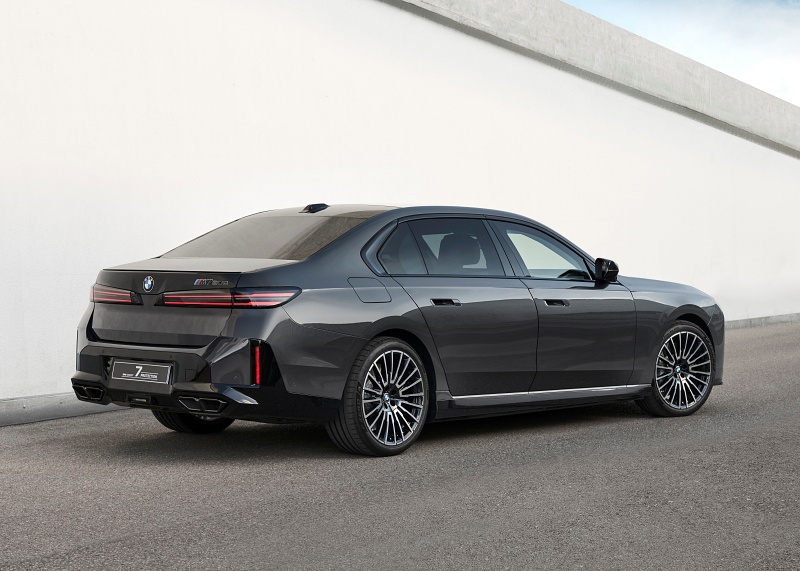 Gambar sisi BMW Concept 7 Protection 2027